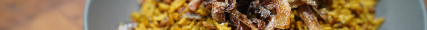 Mujaddara: arroz con lentejas y cebollas fritas