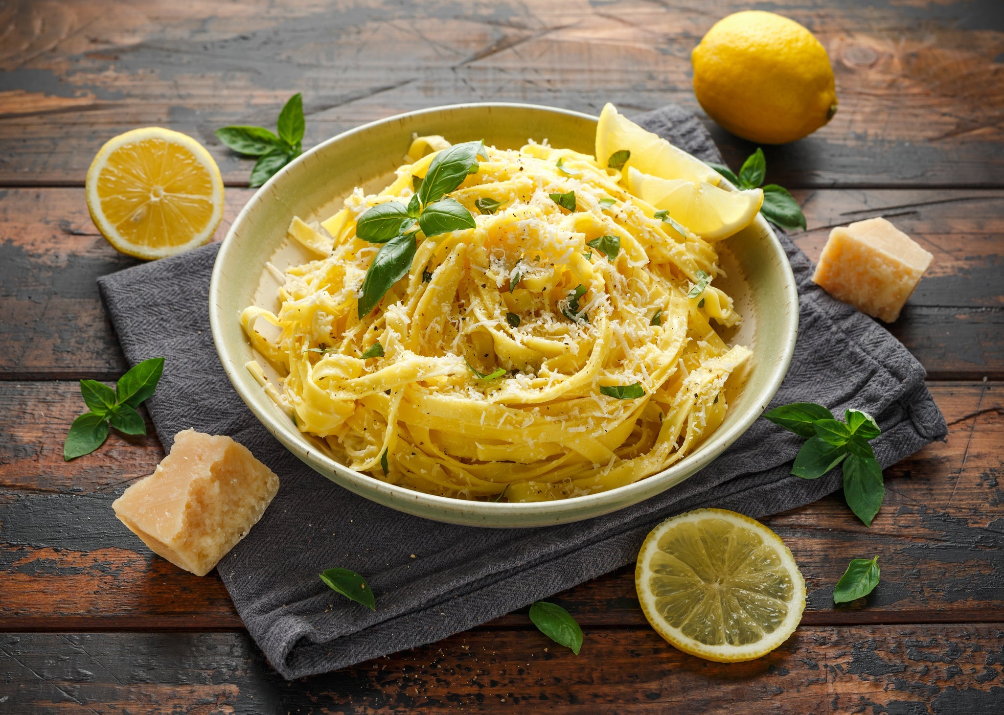 Pasta al Limone con pocos ingredientes